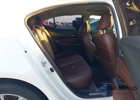 2015 Acura Tlx V6 Tech z USA, uszkodzony, nr VIN 19UUB3F56FA003540